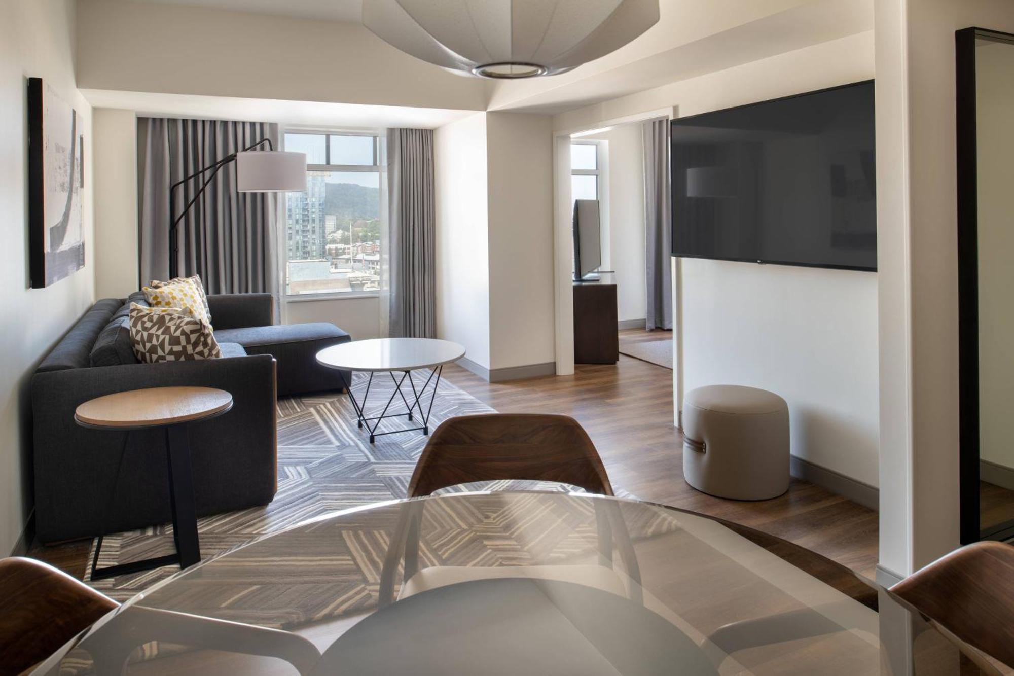 The Bidwell Marriott Hotel 4*